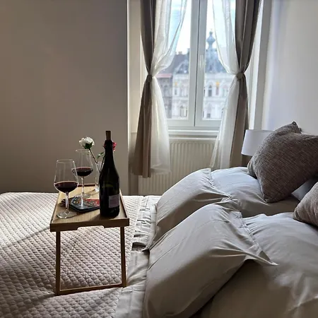 Synagogue Gozsdu Corner * Budapeste