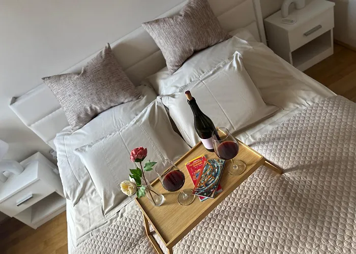 Synagogue Gozsdu Corner דירה *